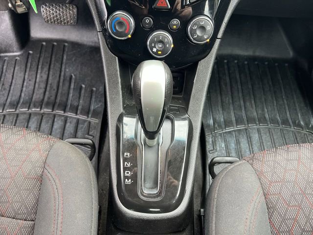 Used 2019 Chevrolet Sonic LT FWD image 30