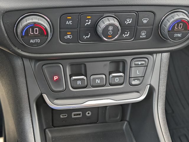 Used 2020 GMC Terrain SLE w/ Driver Convenience Package AWD/4WD image 23