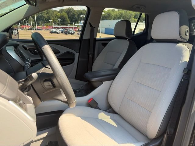 Used 2024 GMC Terrain SLE w/ LPO, Floor Liner Package FWD image 18