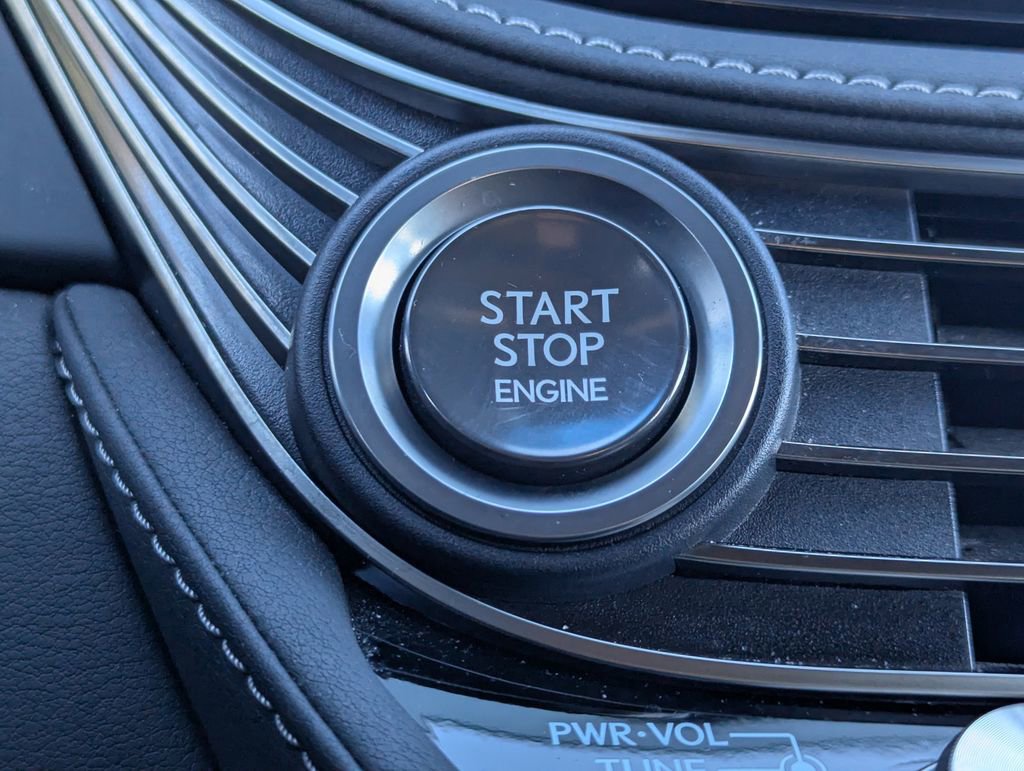 Used 2022 Lexus LS 500 w/ Accessory Package (Z2) image 25