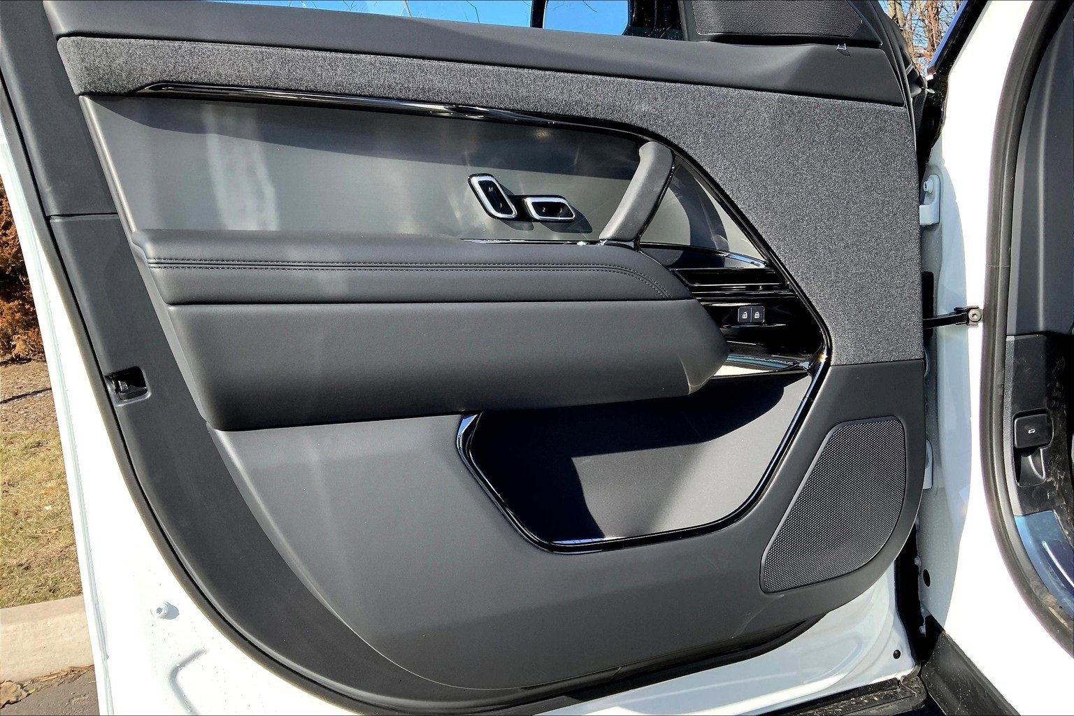 New 2025 Land Rover Range Rover Sport image 10