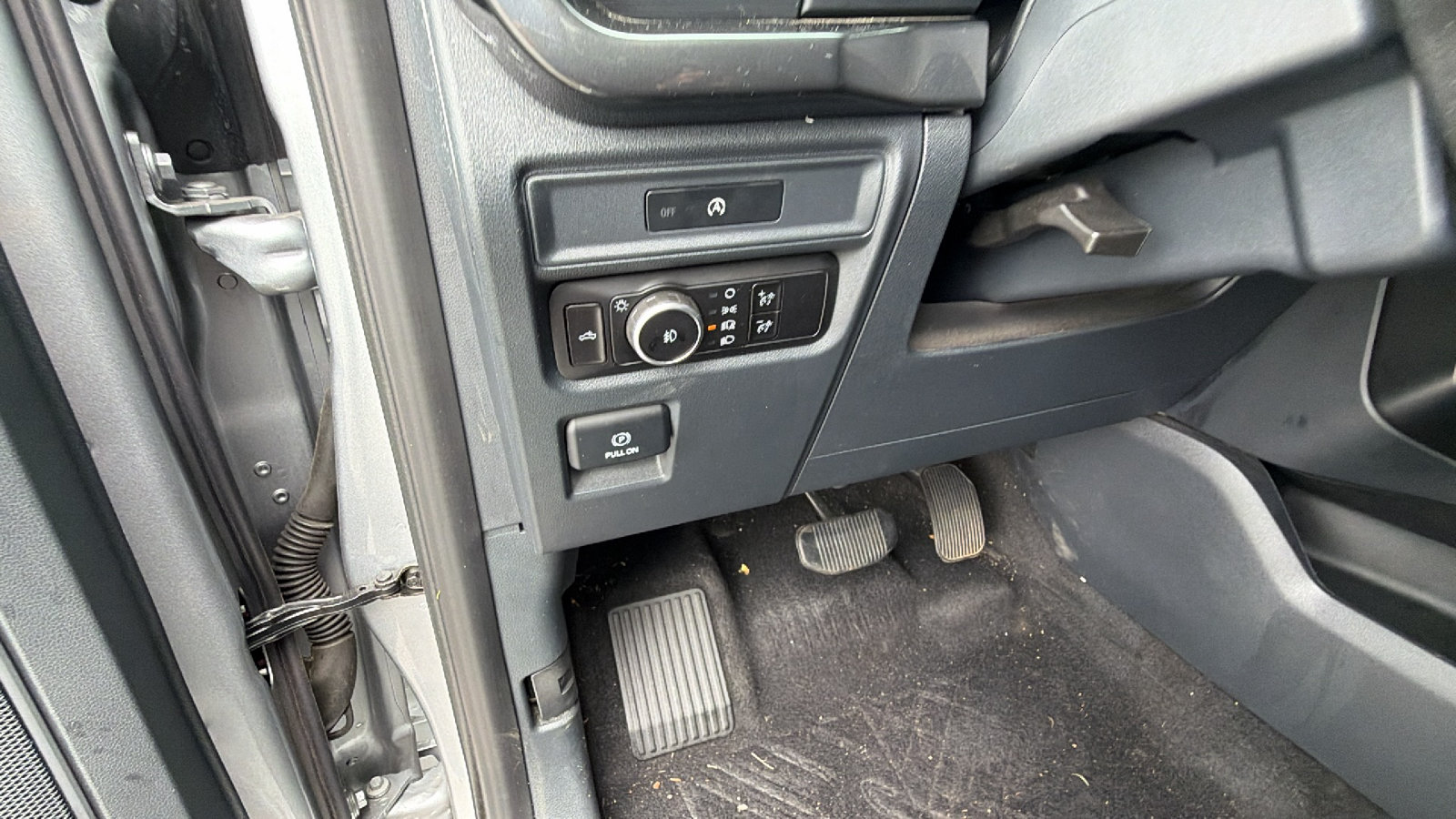 Used 2025 Ford F150 STX w/ Equipment Group 200A AWD/4WD image 25
