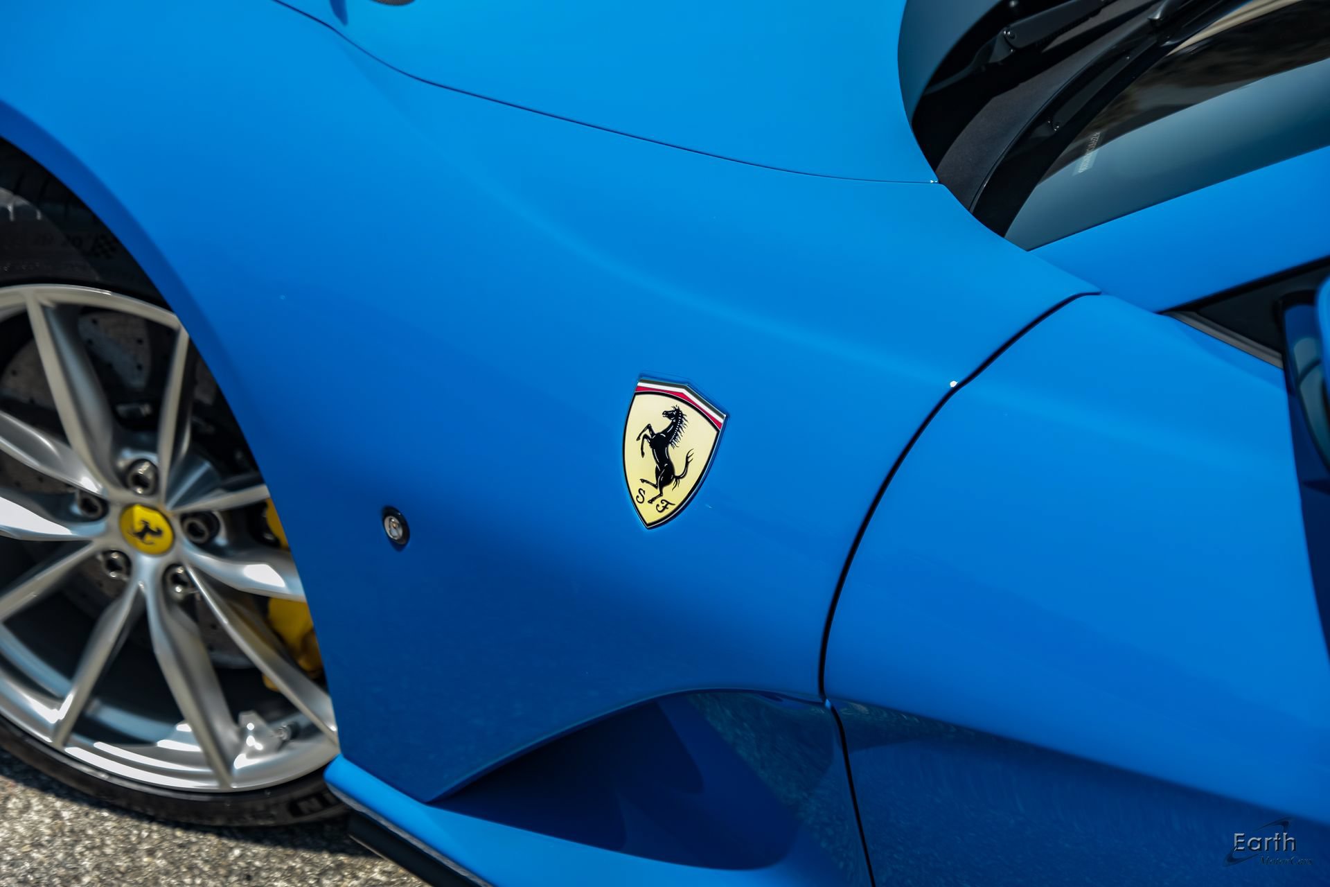 Used 2022 Ferrari 812 GTS RWD image 37