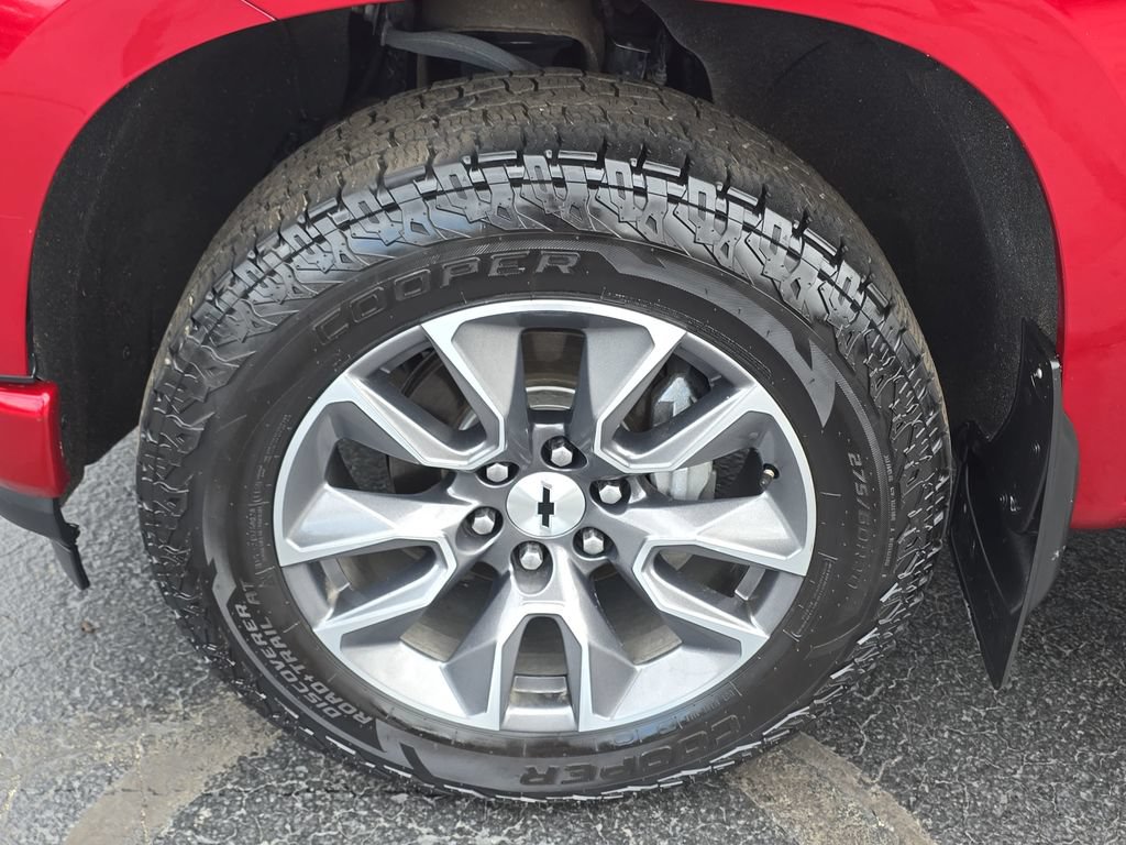 Certified 2021 Chevrolet Silverado 1500 RST AWD/4WD image 33