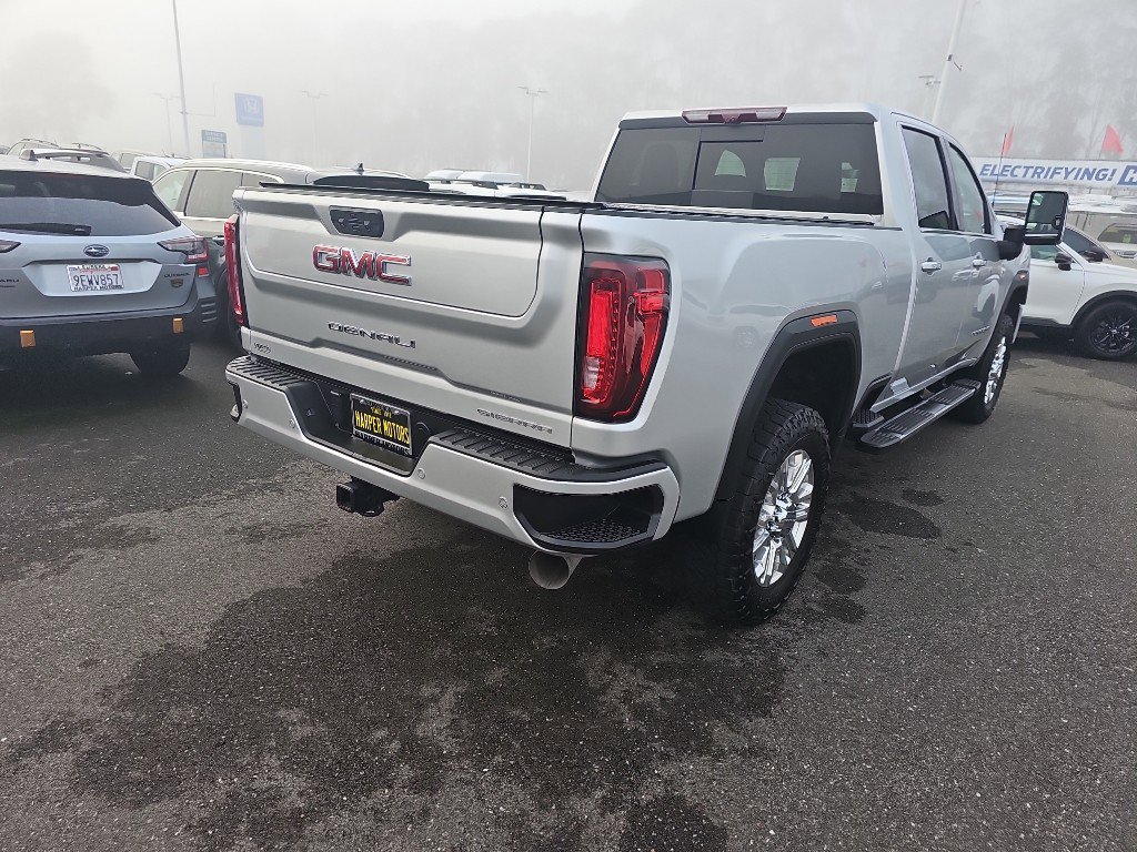 Used 2022 GMC Sierra 3500 Denali w/ Denali Ultimate Package image 8