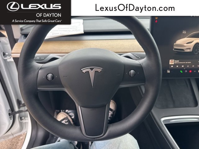 Used 2022 Tesla Model Y Long Range image 15