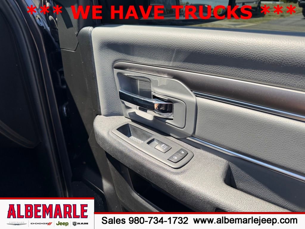Used 2021 RAM 1500 Classic SLT AWD/4WD image 29