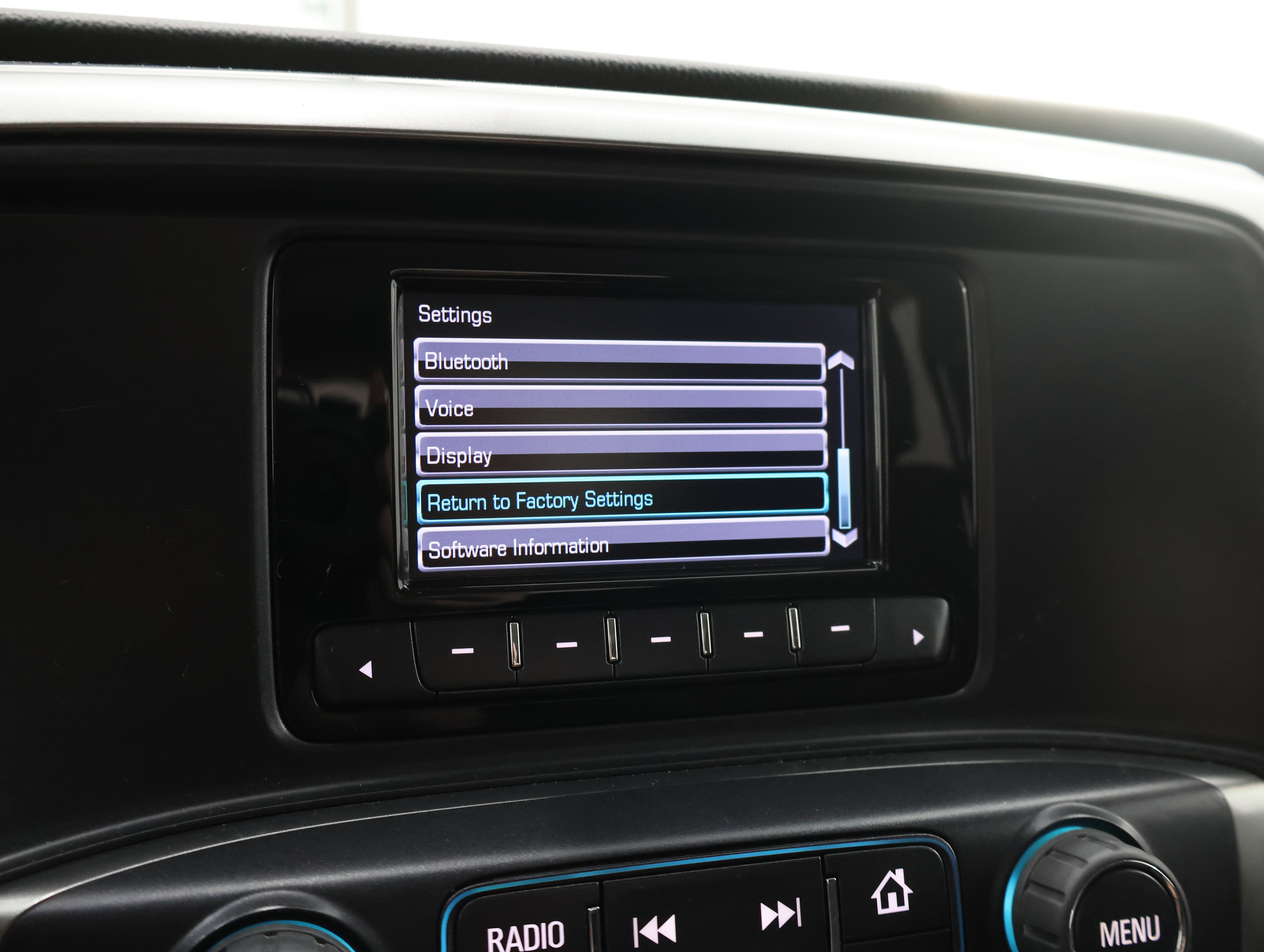 Used 2015 Chevrolet Silverado 2500 LT AWD/4WD image 44