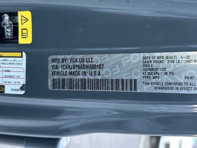 Certified 2025 Jeep Wrangler Unlimited Sahara w/ Safety Group image 36