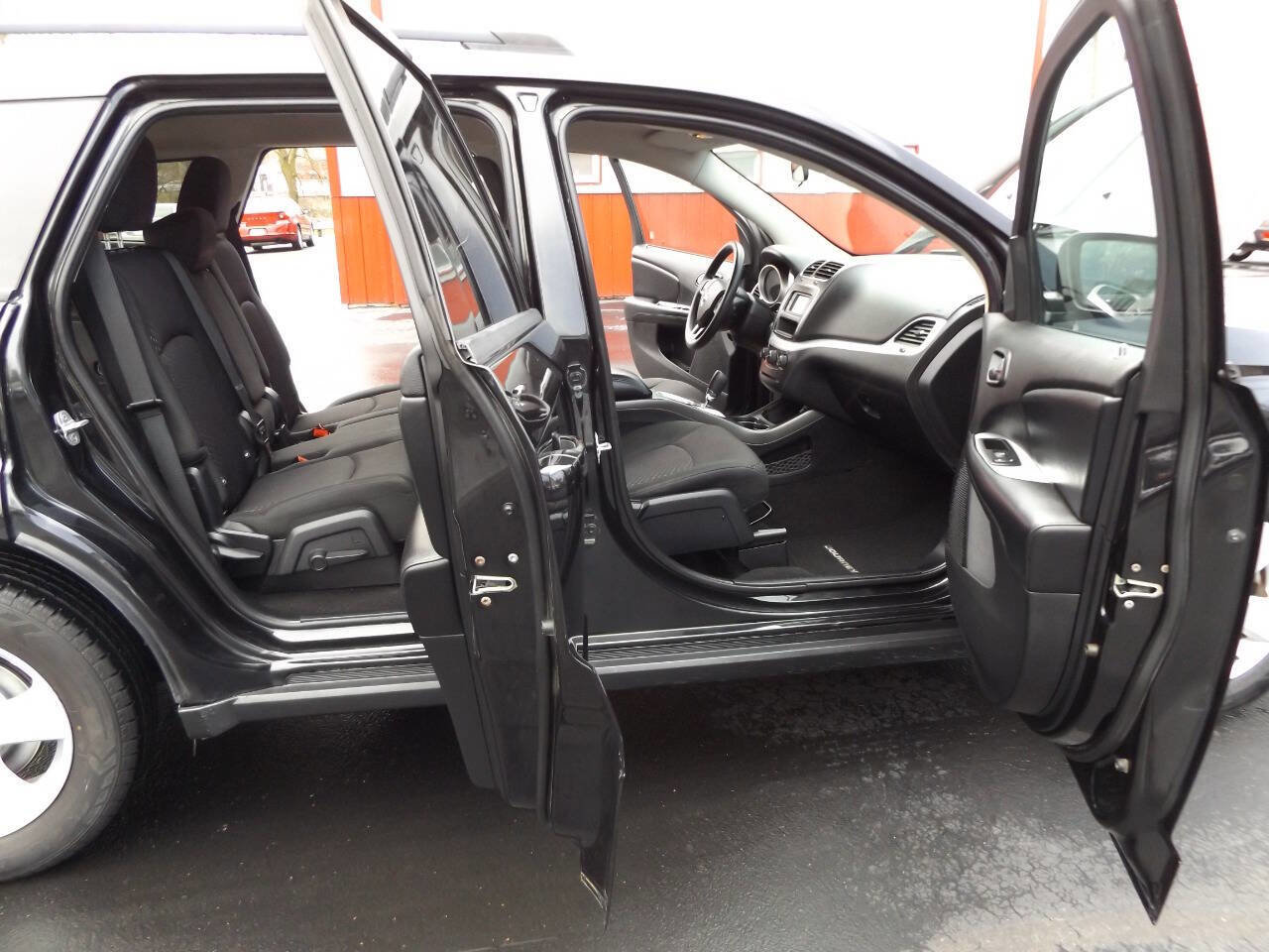 Used 2012 Dodge Journey SXT image 20