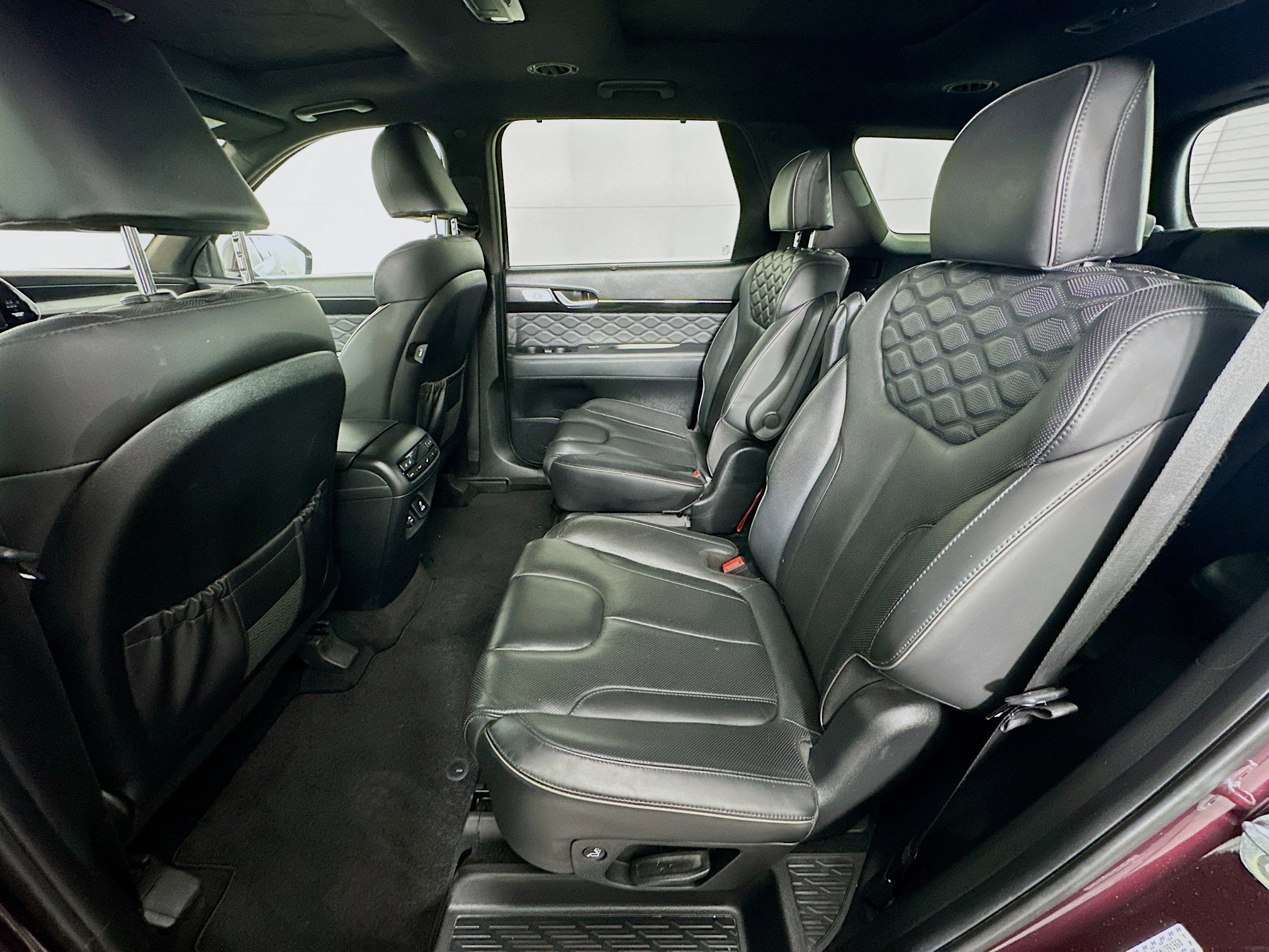 Used 2022 Hyundai Palisade Calligraphy image 29