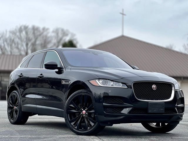 Used 2020 Jaguar F-PACE Premium image 3