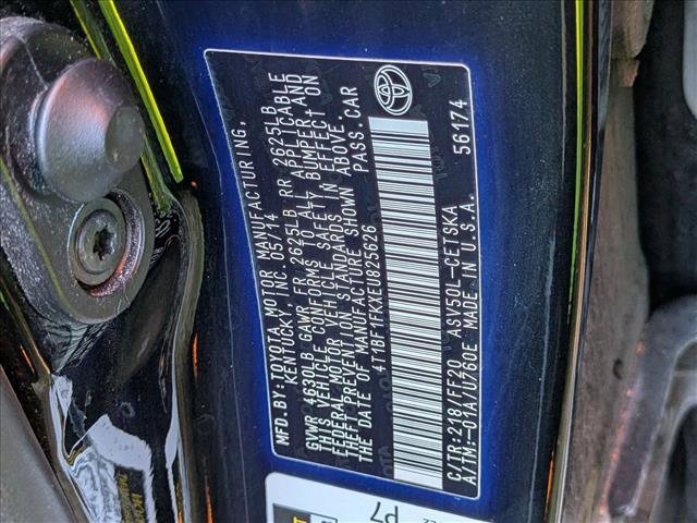 Used 2014 Toyota Camry SE FWD image 17