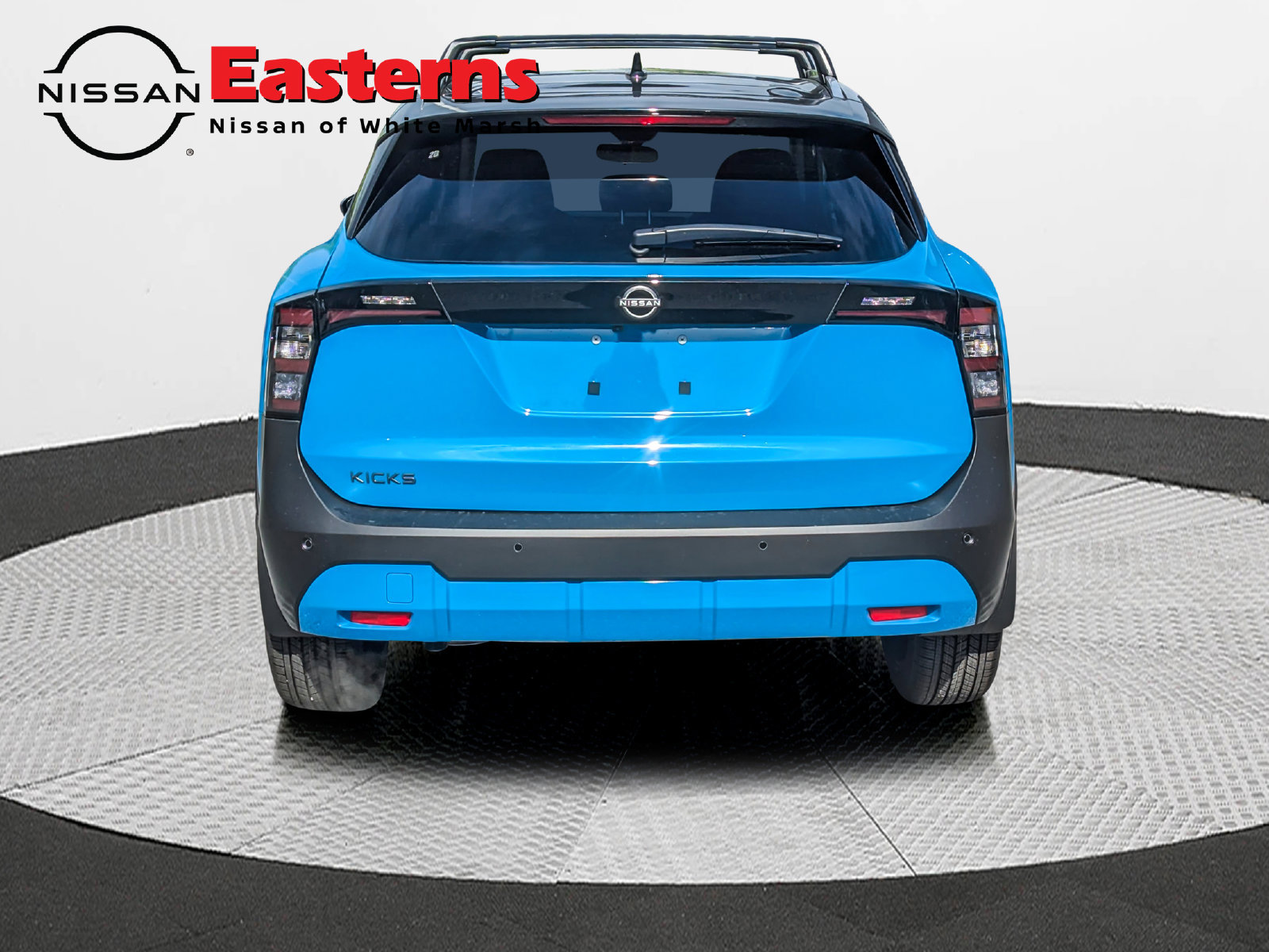 New 2027 Nissan Kicks SR FWD image 7