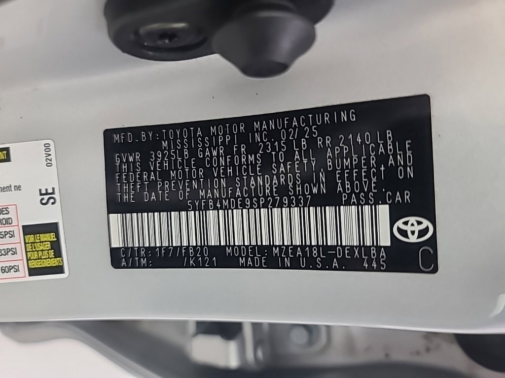 Used 2025 Toyota Corolla LE FWD image 35