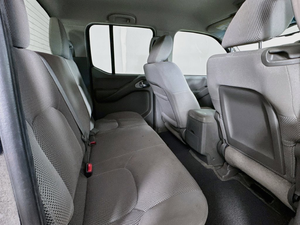Used 2012 Nissan Frontier SV w/ SV Premium Utility Pkg RWD image 29