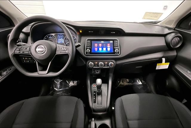 New 2025 Nissan Kicks Play S image 6