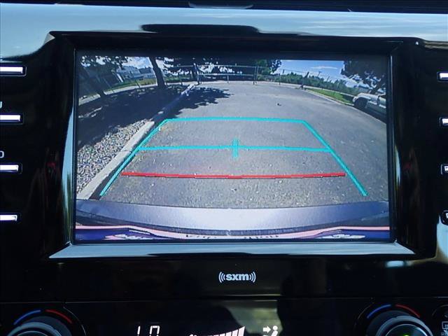 Used 2020 Toyota Camry SE FWD image 16