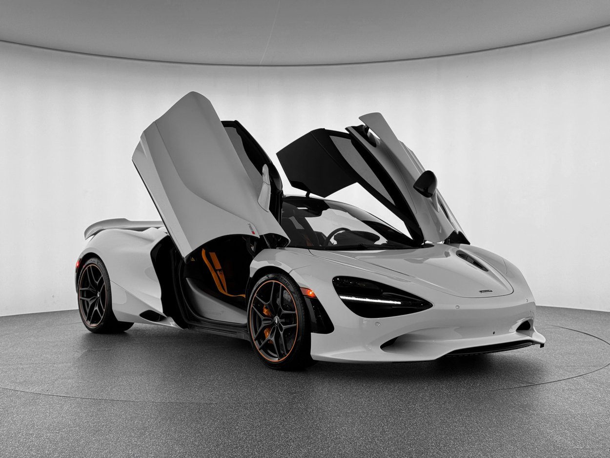 Used 2024 McLaren 750S image 8