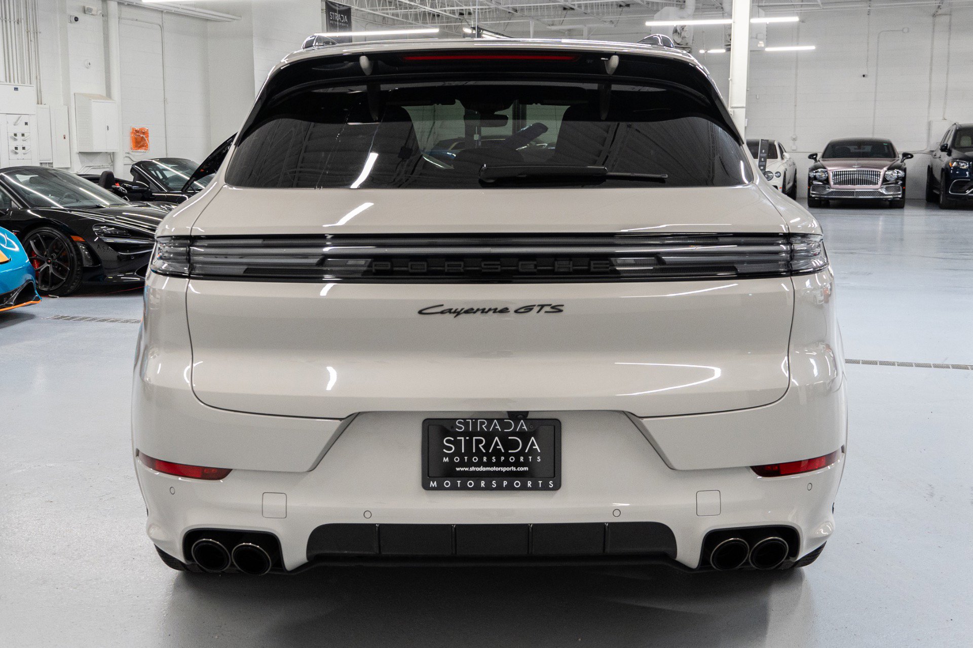 Used 2025 Porsche Cayenne GTS image 7