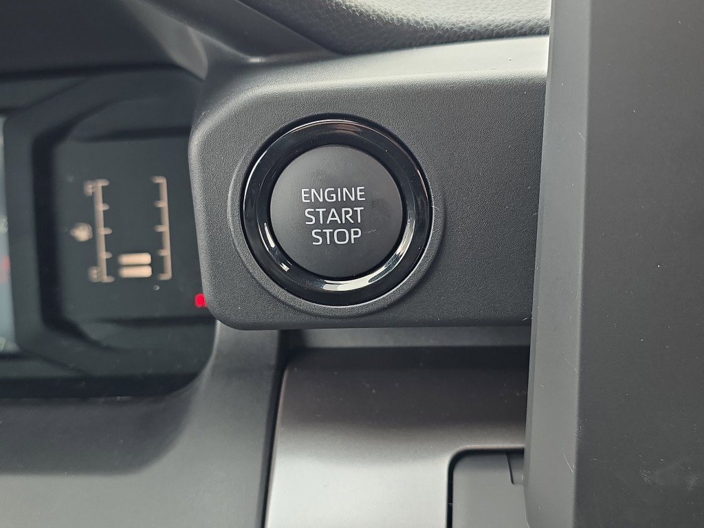 Used 2026 Toyota Tacoma SR5 image 26