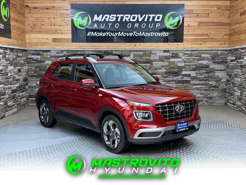 Used 2024 Hyundai Venue Limited FWD image 1