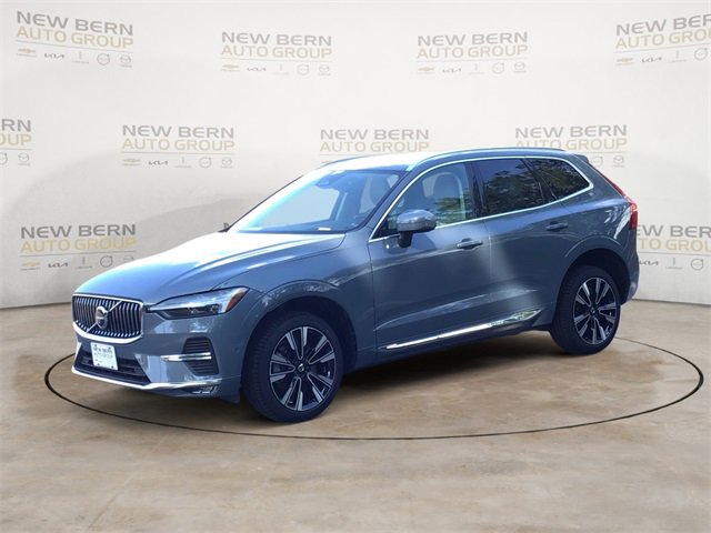 Certified 2023 Volvo XC60 B5 Ultimate w/ Climate Package image 1