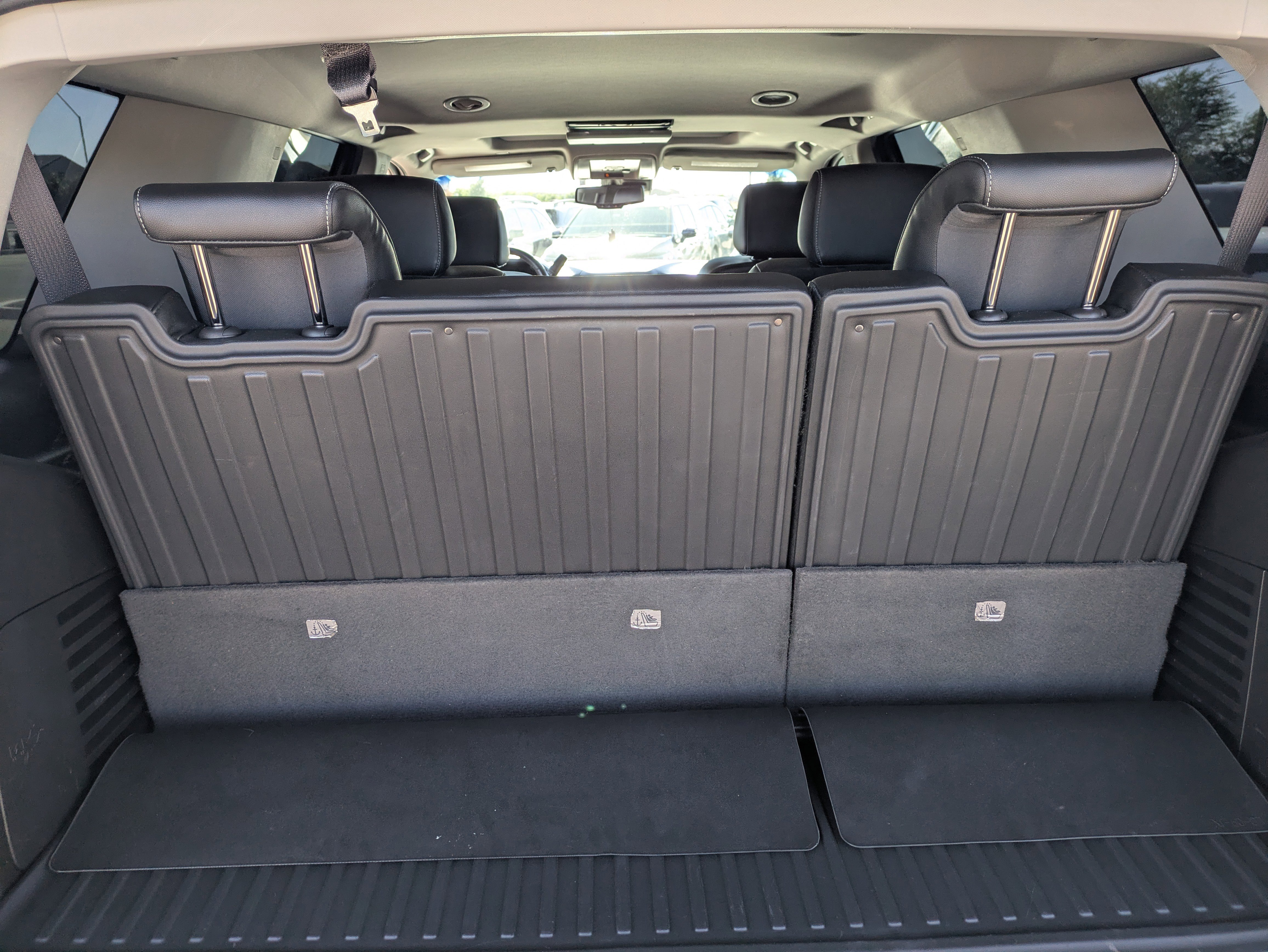 Used 2017 GMC Yukon SLT w/ Open Road Package image 10