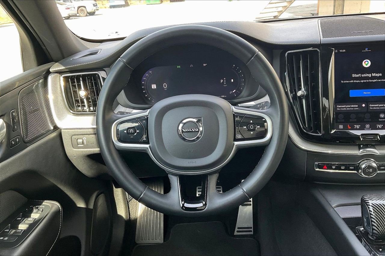 Used 2022 Volvo XC60 B5 R-Design w/ Advanced Package image 10