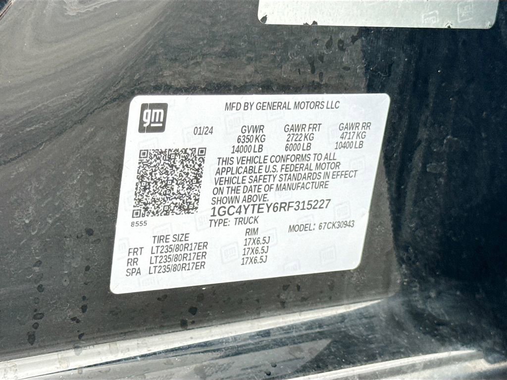 Certified 2024 Chevrolet Silverado 3500 LT image 30