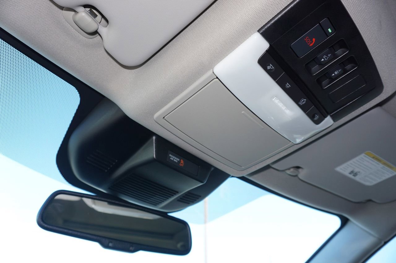 Certified 2025 Nissan Rogue Platinum w/ Platinum Premium Package image 28