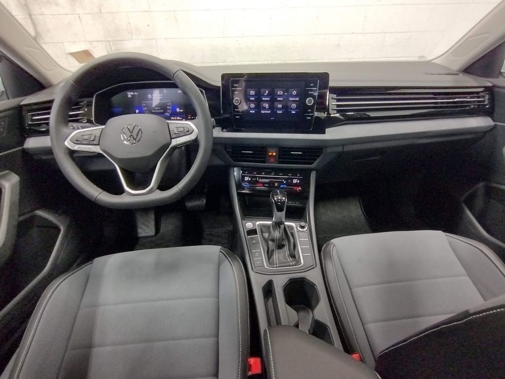 New 2026 Volkswagen Jetta SE image 33