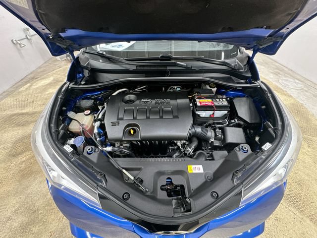 Used 2018 Toyota C-HR XLE FWD image 18