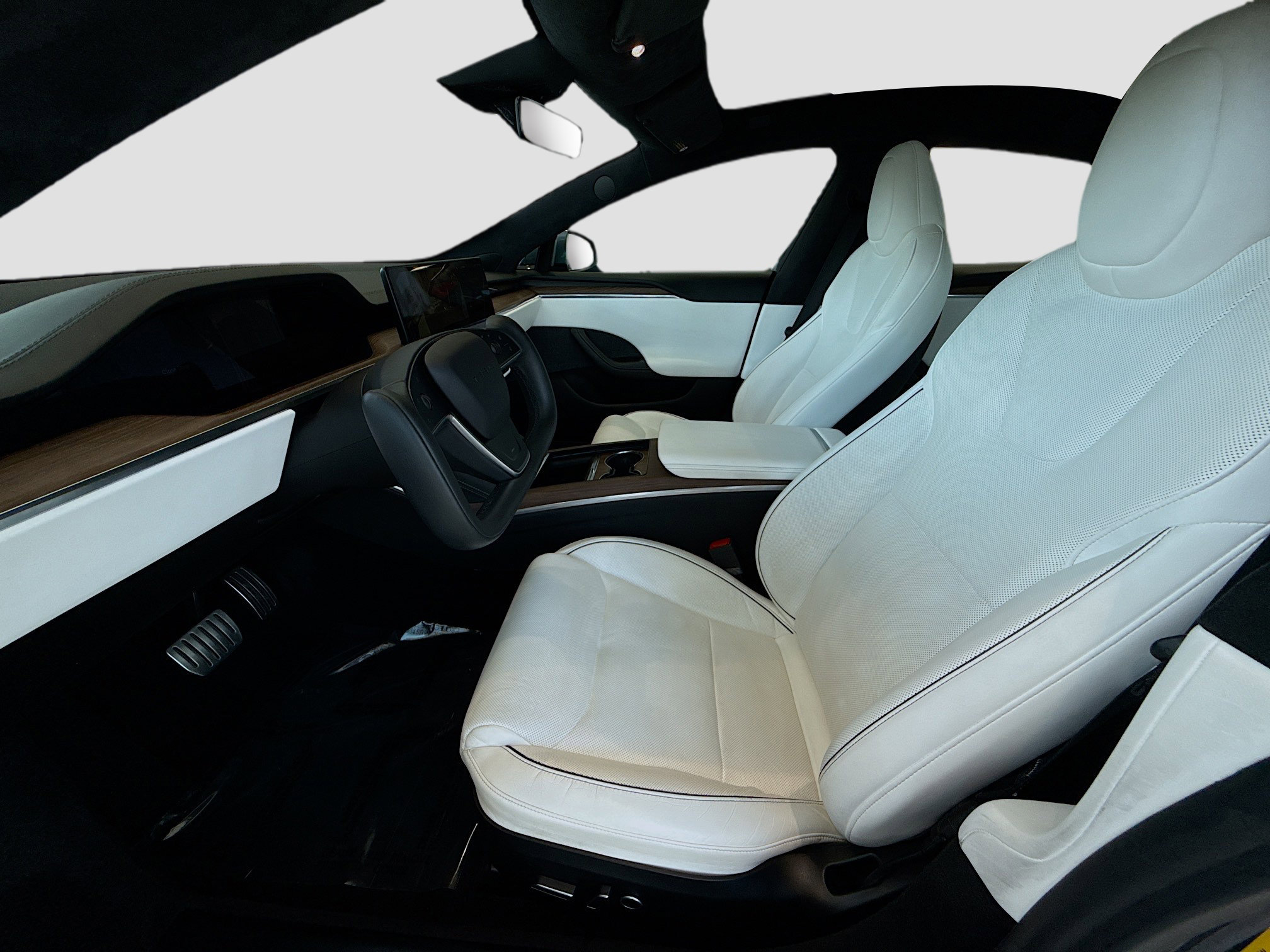 Used 2022 Tesla Model S Plaid image 17