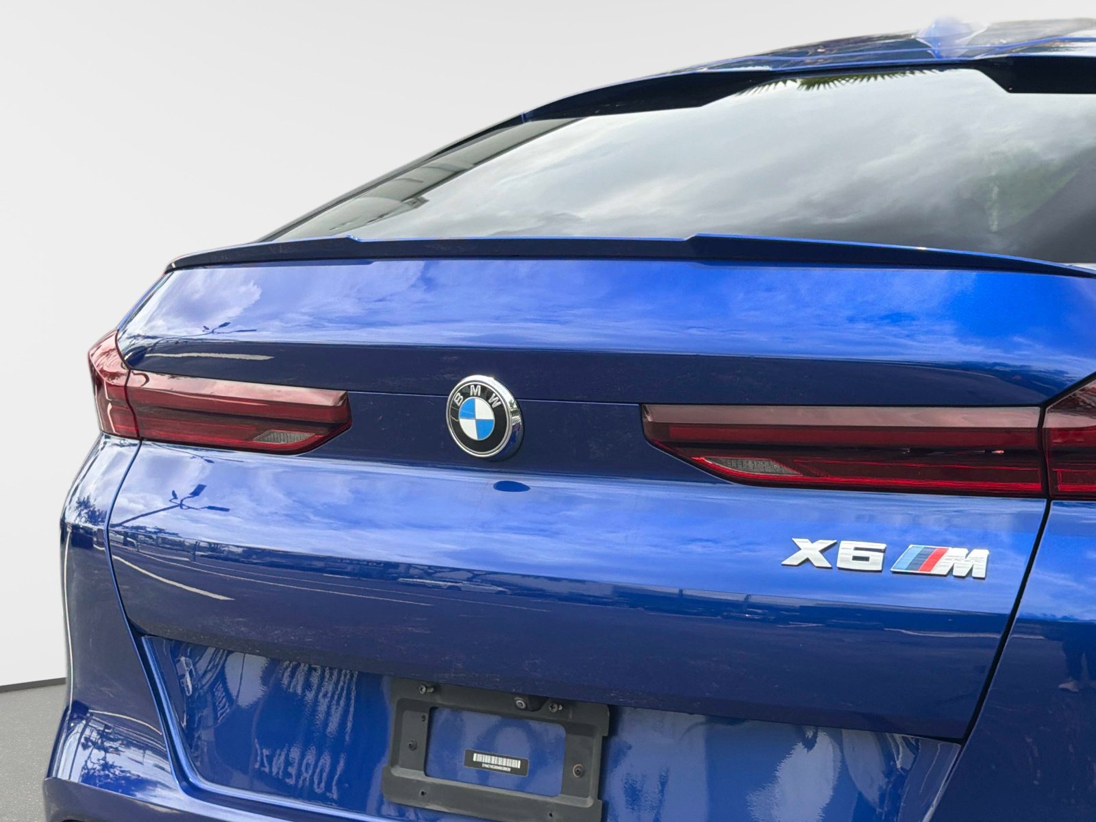 Used 2021 BMW X6 M w/ Executive Package AWD/4WD image 18
