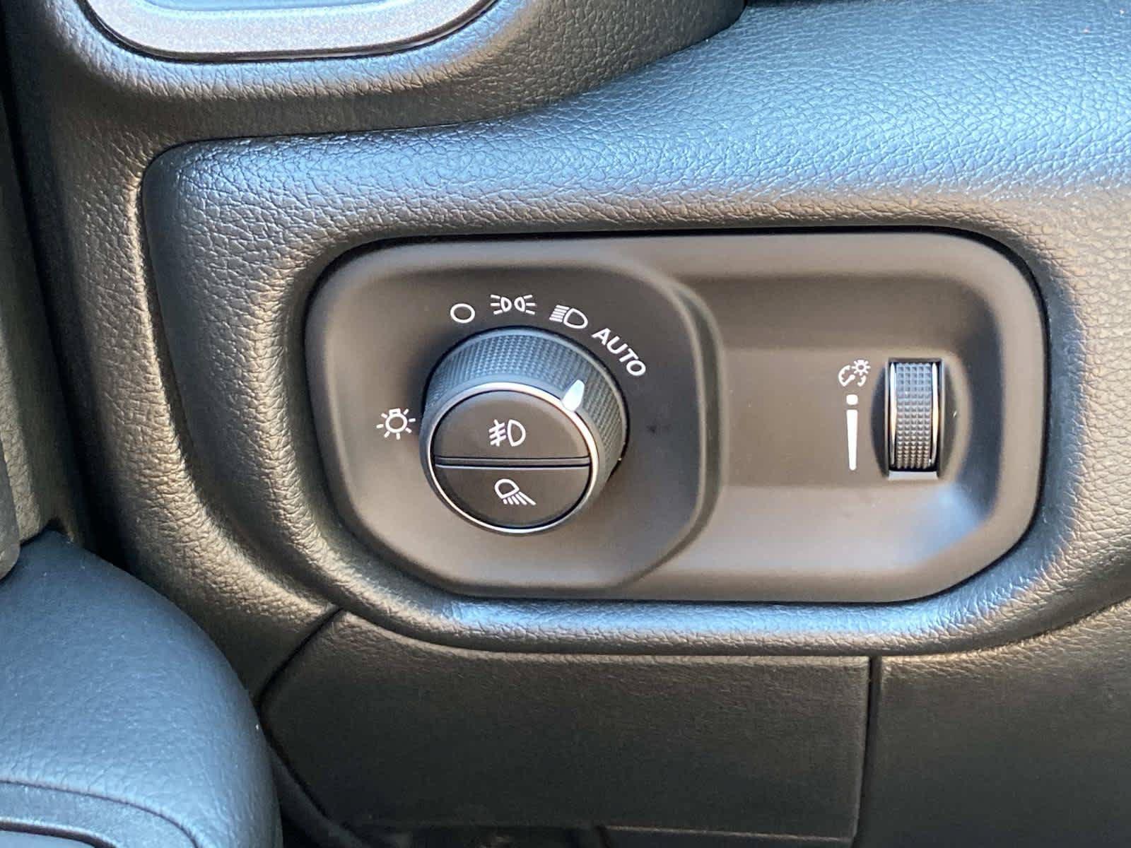 New 2026 RAM 3500 Tradesman AWD/4WD image 16