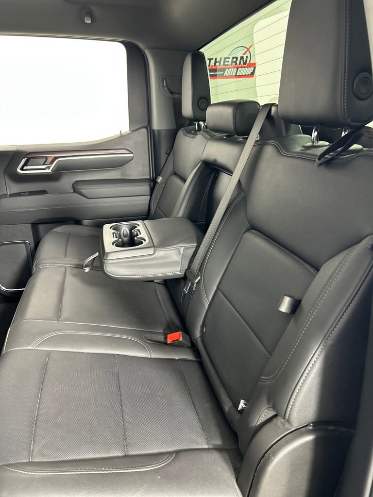 Used 2024 GMC Sierra 1500 SLT image 19