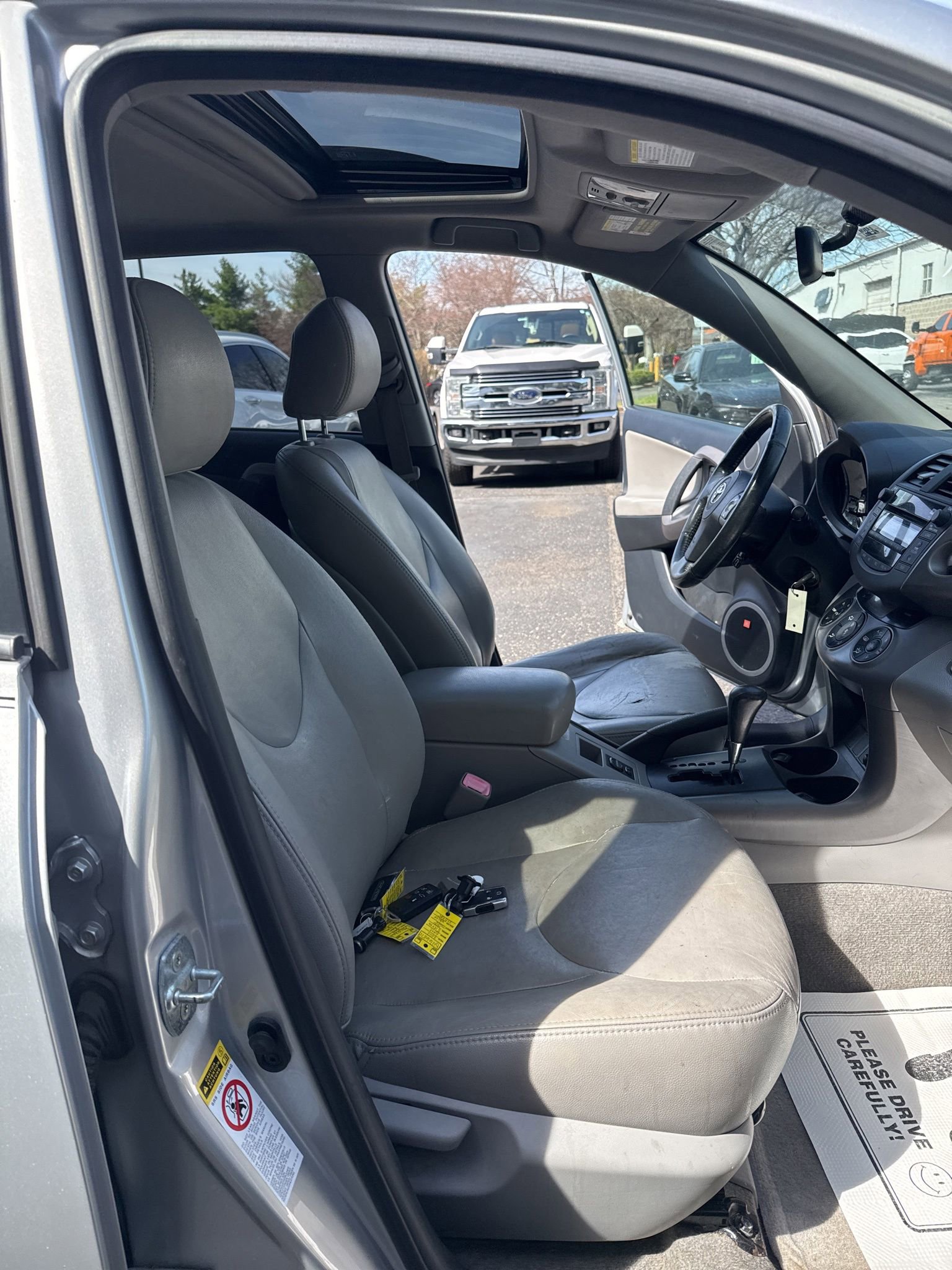 Used 2008 Toyota RAV4 Limited image 14