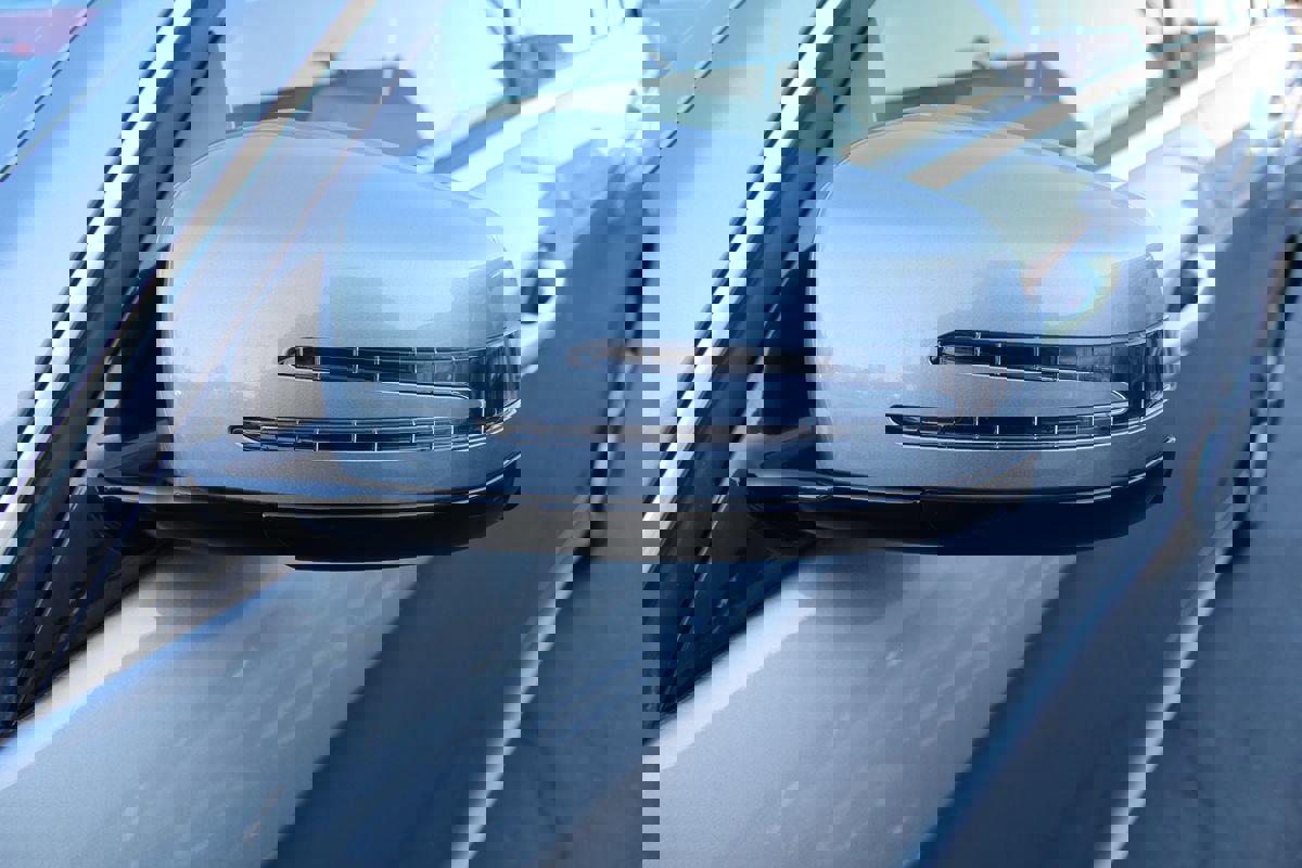 Used 2015 Mercedes-Benz E 350 4MATIC Wagon image 12