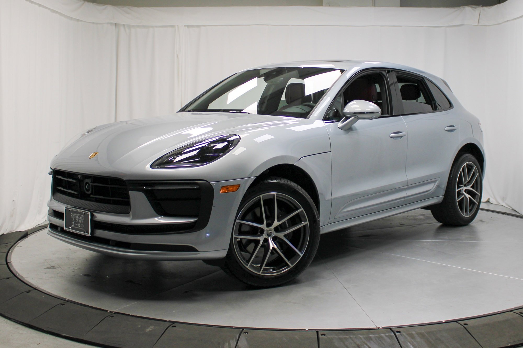 Certified 2025 Porsche Macan