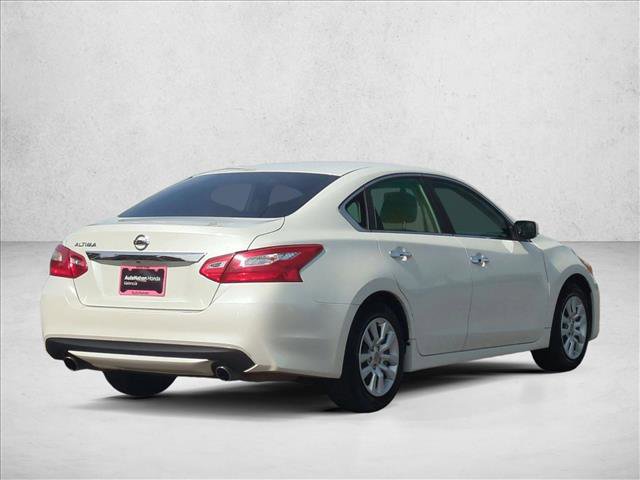 Used 2017 Nissan Altima 2.5 S w/ Power Driver Seat Package image 5
