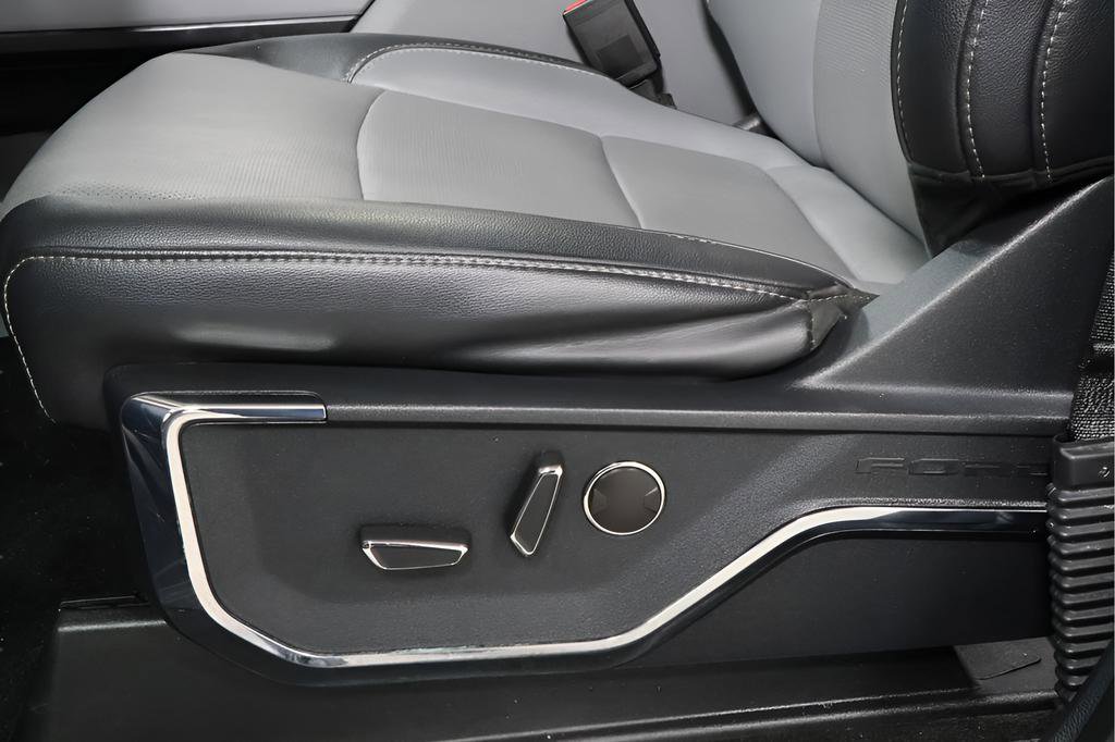 Used 2021 Ford F150 Lariat w/ Equipment Group 502A High image 23