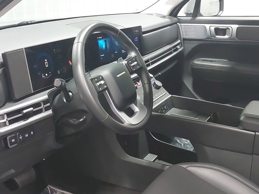 Used 2025 Hyundai Santa Fe SEL image 18