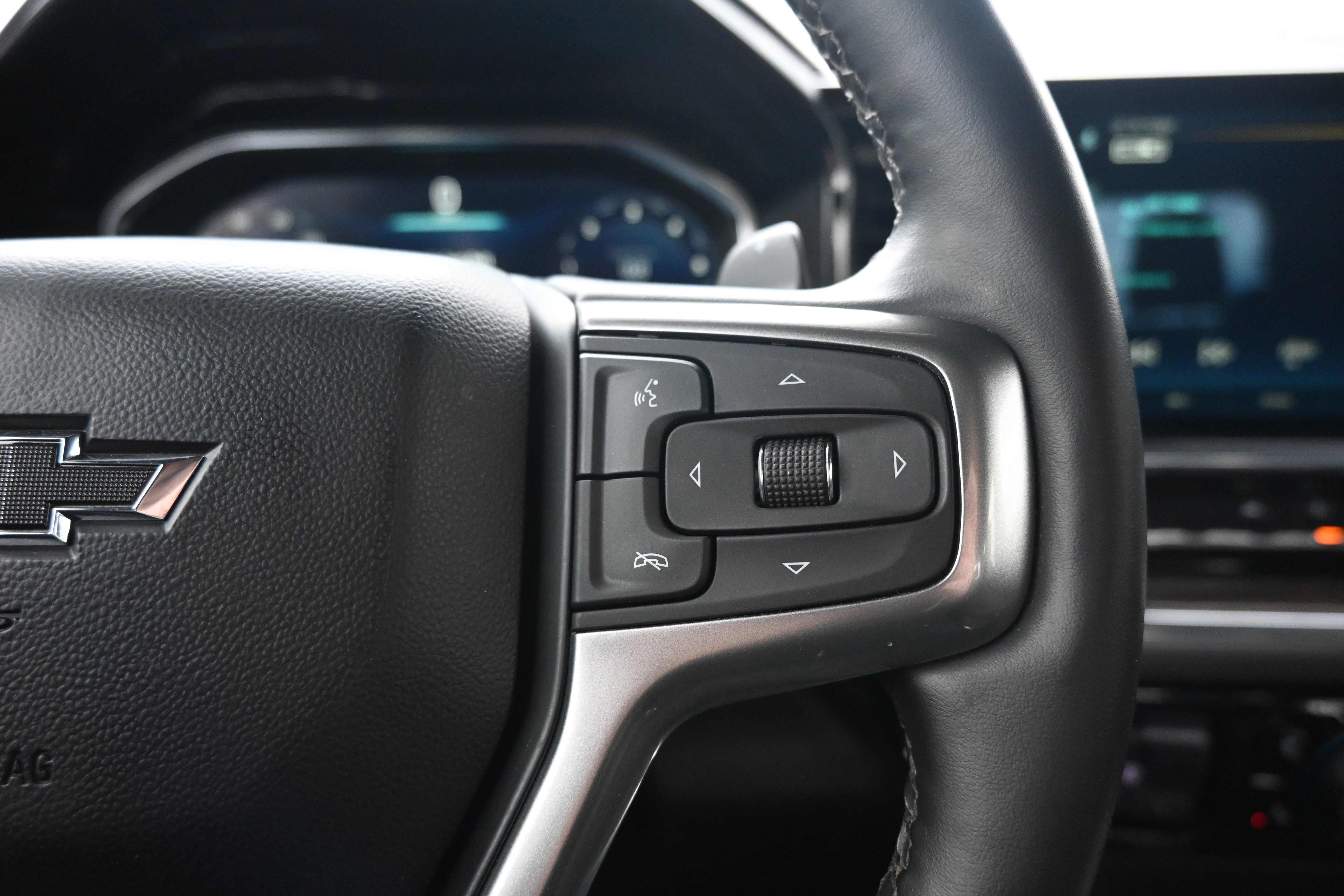 Used 2024 Chevrolet Silverado 1500 RST image 32