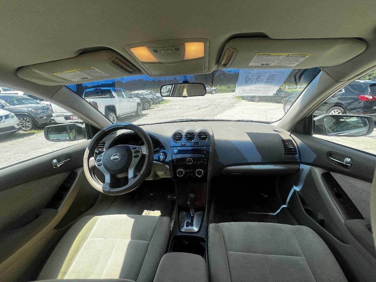 Used 2009 Nissan Altima 2.5 S w/ Convenience Pkg FWD image 12
