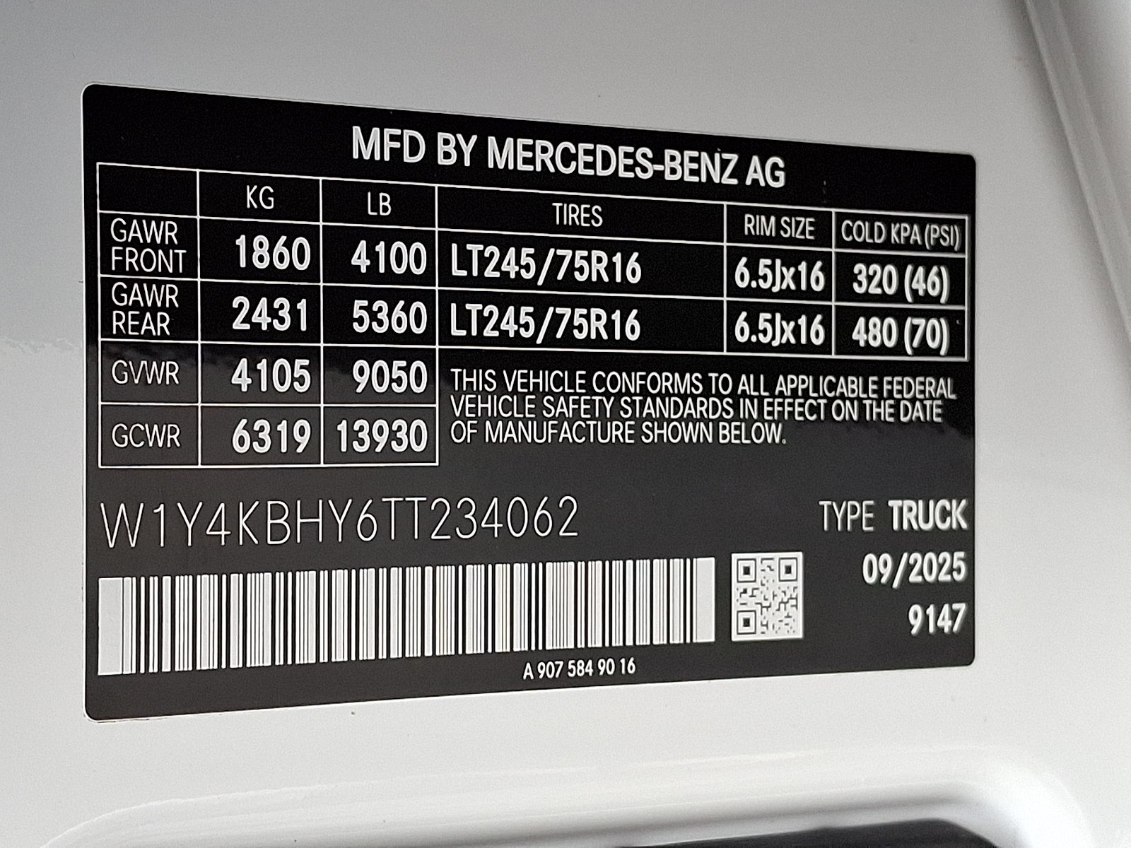 New 2026 Mercedes-Benz Sprinter 2500 image 22