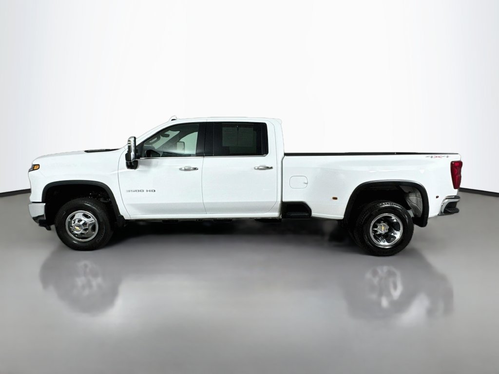 Used 2026 Chevrolet Silverado 3500 LTZ w/ LTZ Plus Package AWD/4WD image 10