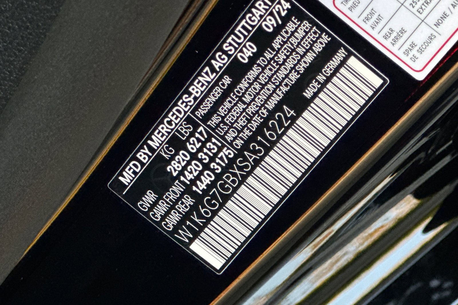 Certified 2025 Mercedes-Benz S 580 4MATIC Sedan image 38