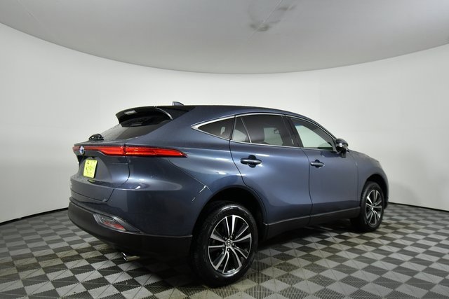 Used 2024 Toyota Venza LE image 10