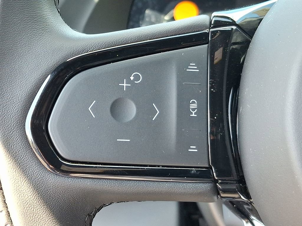 Used 2025 Lotus Emira image 18